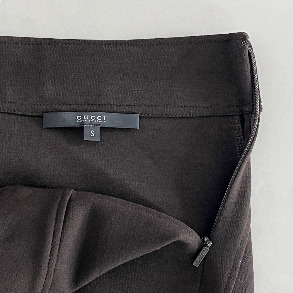GUCCI Skirt. Gucci Pencil Skirt. Gucci Stretch Knit Side Zip. Wool. NWOT. - Picture 14 of 16